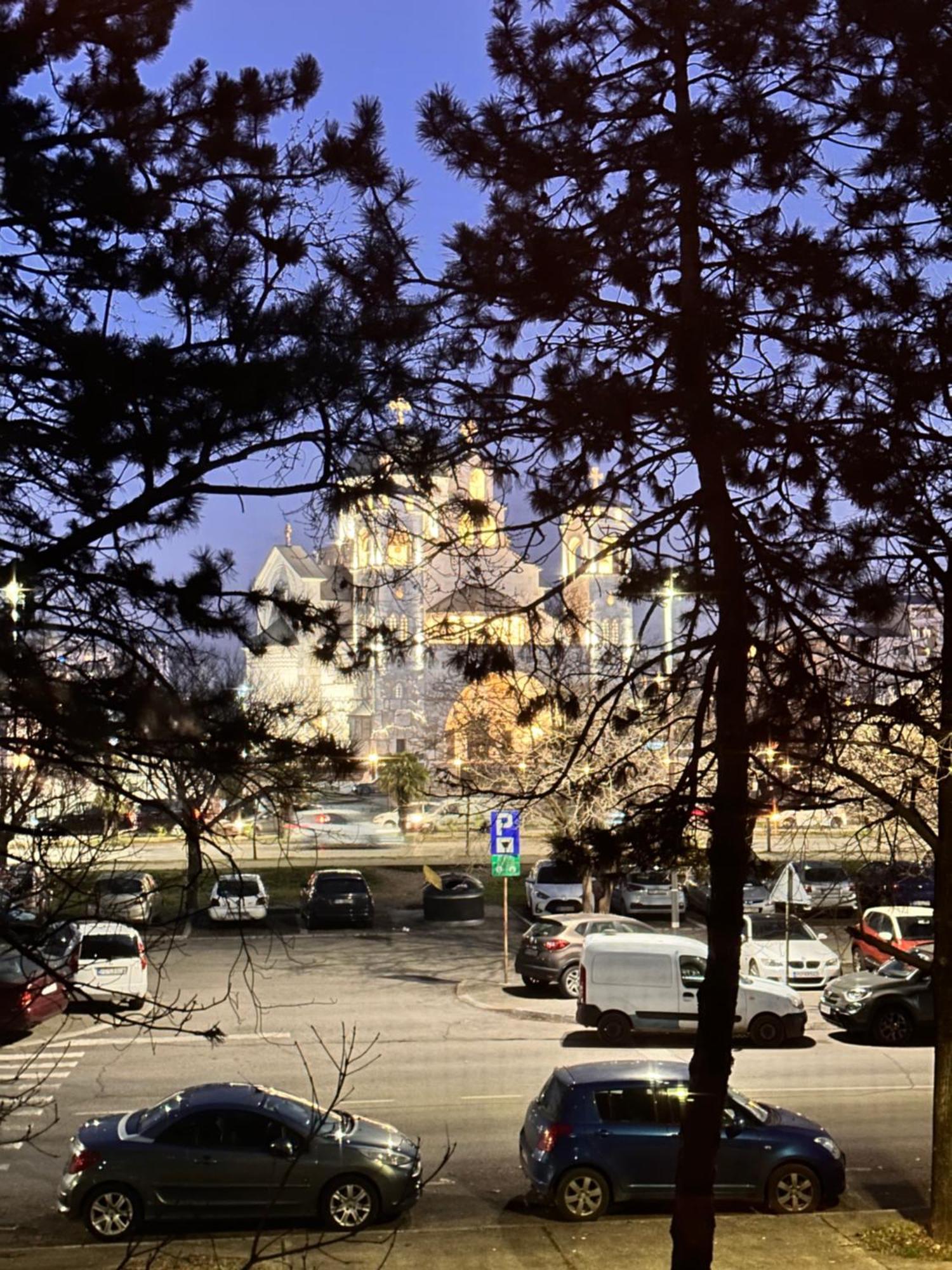 Nikki'S Apartment ポドゴリツァ エクステリア 写真