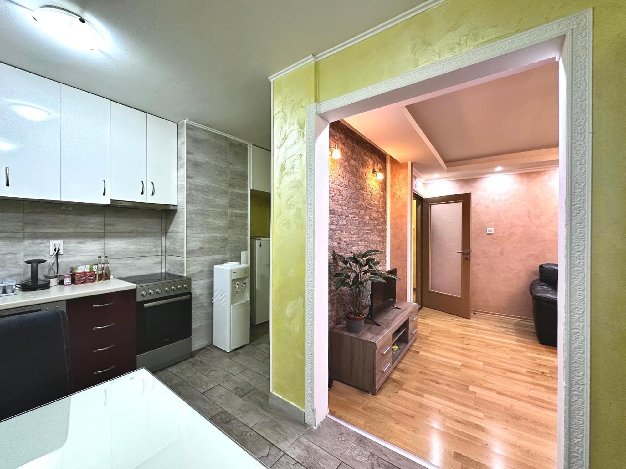 Nikki'S Apartment ポドゴリツァ エクステリア 写真
